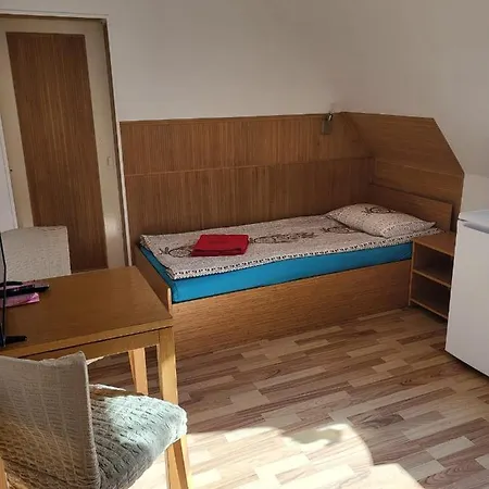 Haus Baron 1 Neckarau * Маннгейм