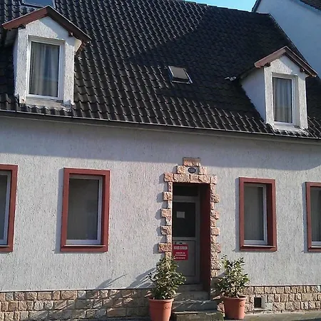 Гостьовий будинок Haus Baron 1 Neckarau Маннгейм
